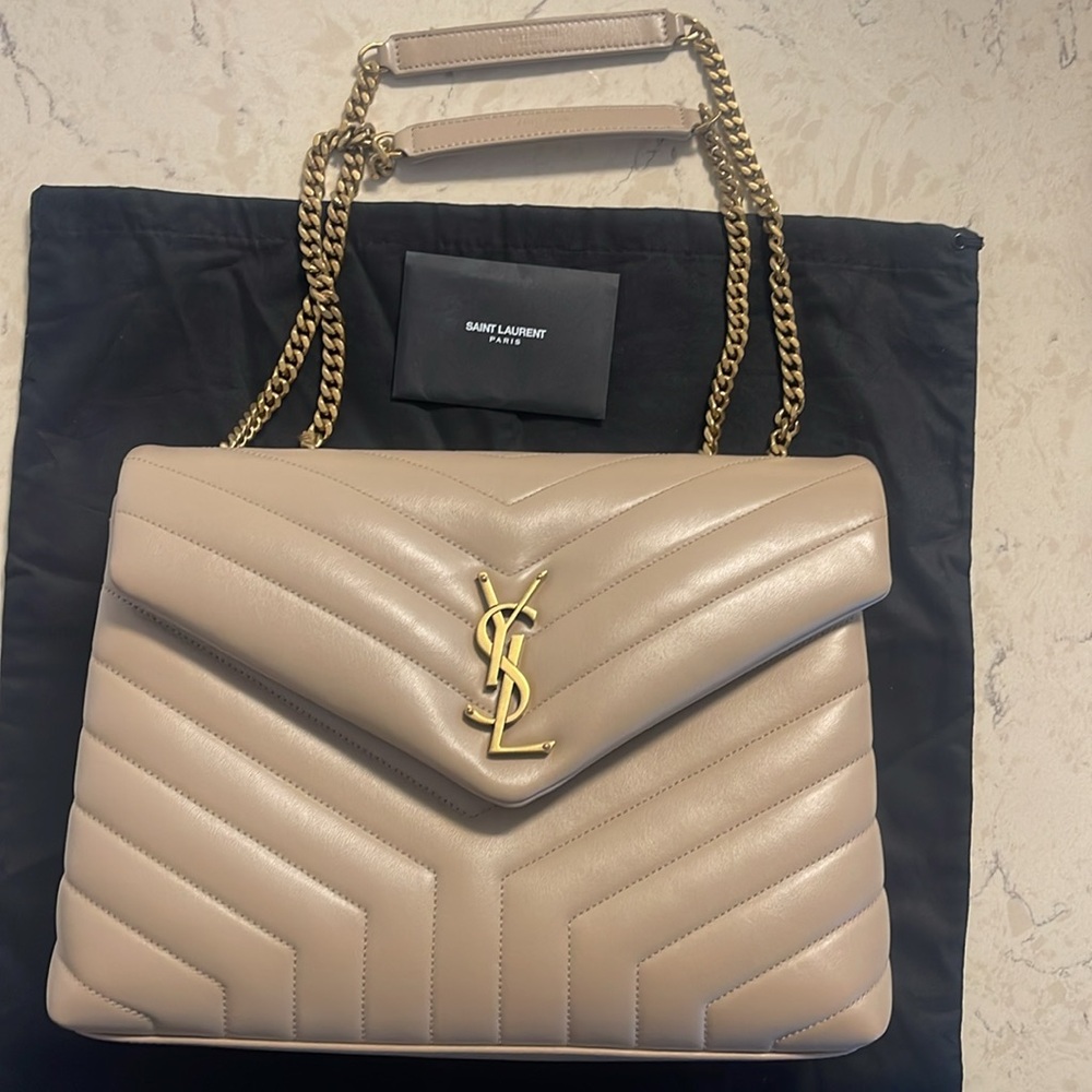 Saint Laurent Loulou Medium YSL Shoulder Bag in Quilted Leather 🤎